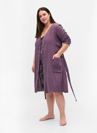 Robe de chambre en coton avec ceinture à nouer, Vintage Violet, Model image number 3