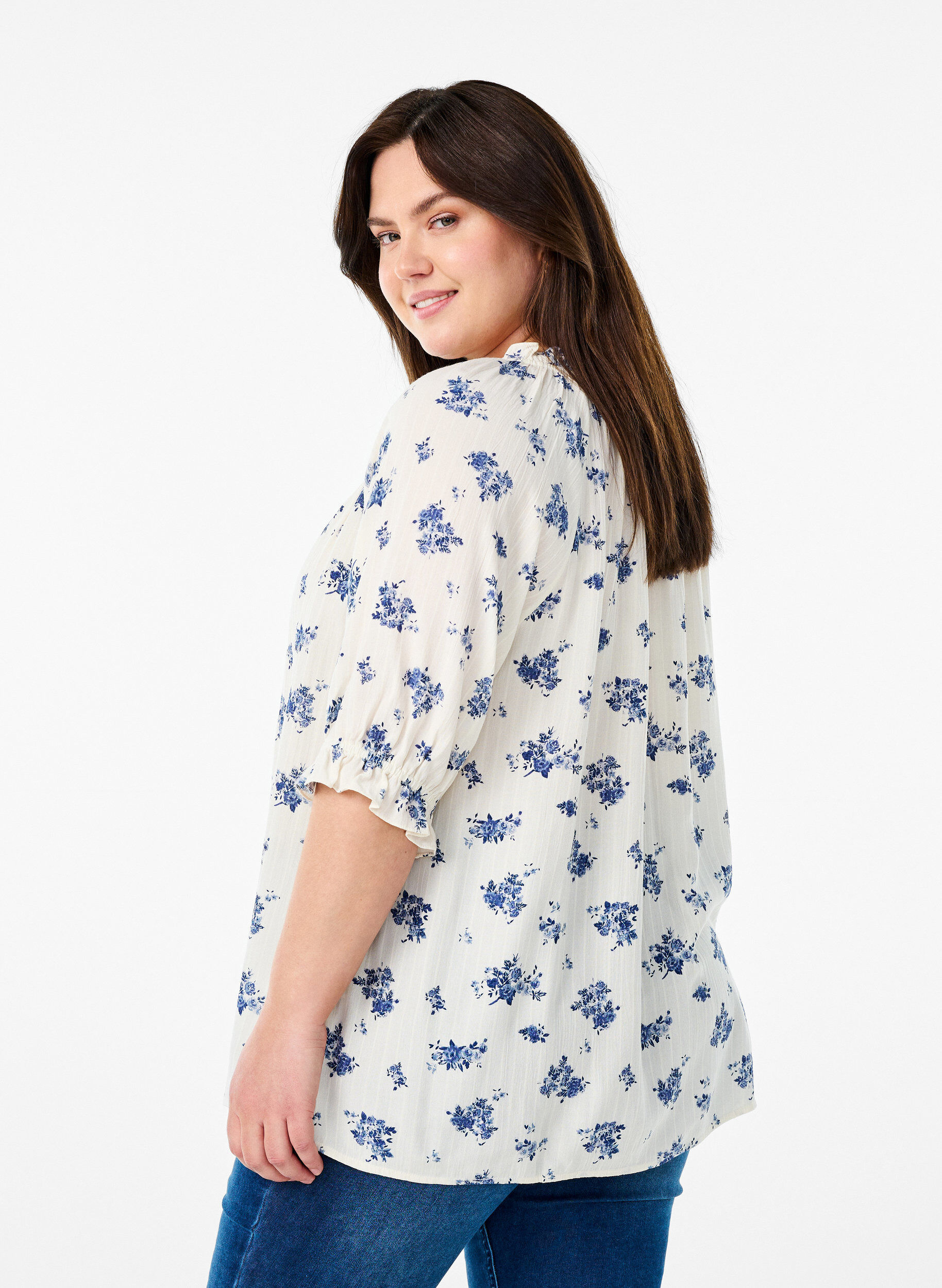 ZizziBlouse en viscose &agrave; fleurs avec manches mi-longues, Blanc, Model image number 2