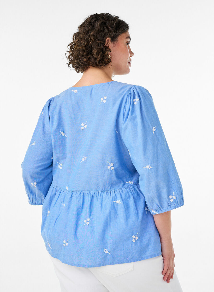 Katoenen blouse met geborduurde bloemen en knoopsluiting, Blauw, Model image number 2