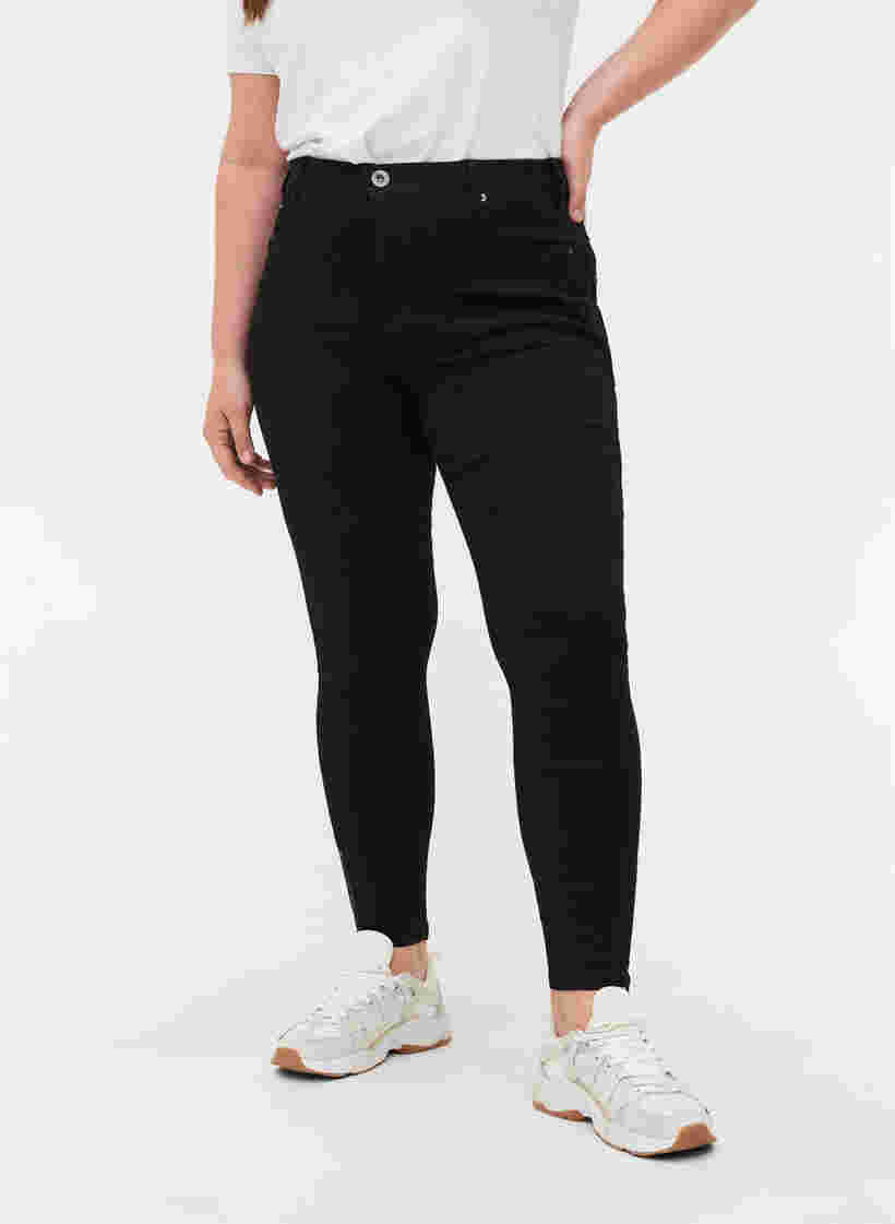 Cropped Amy jeans met rits, Black denim, Model image number 3