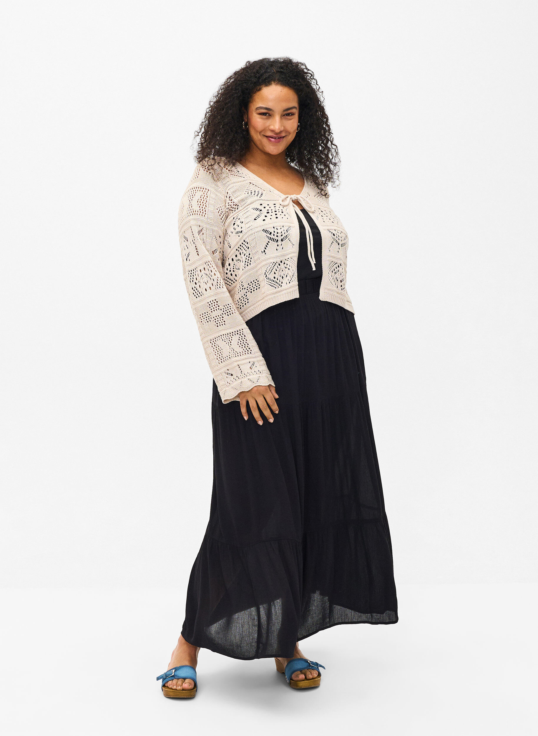 Lange rok met elastiek in de taille, Zwart, Model