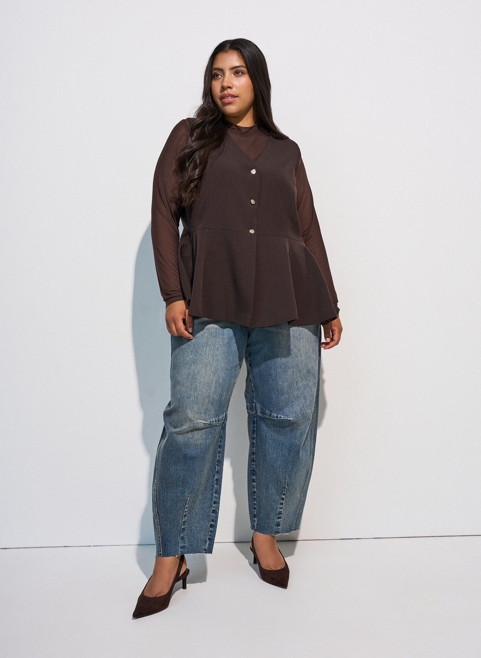 ZizziGetailleerde blouse van mesh met lange mouwen, Bruin, Model image number 1