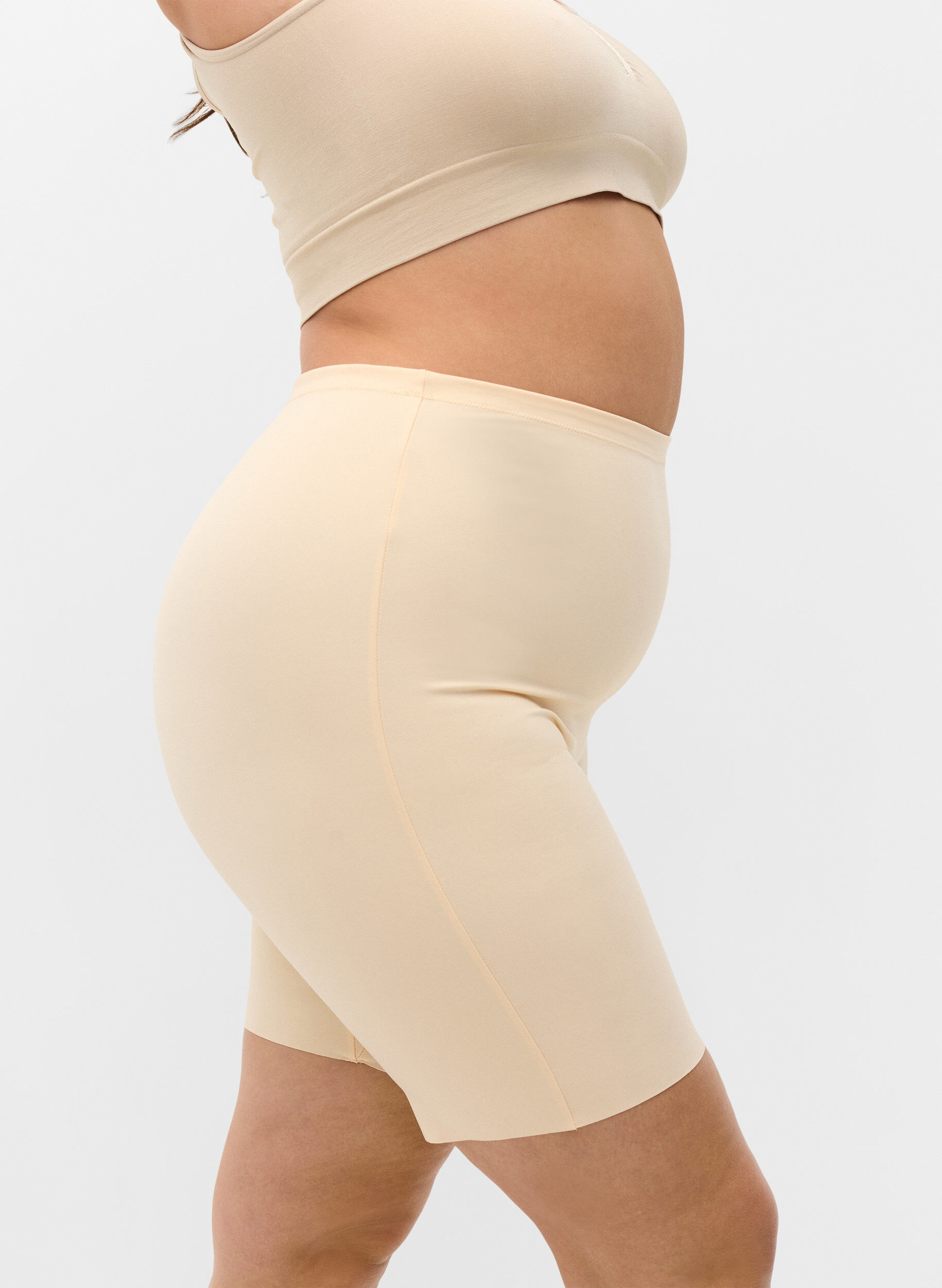 ZizziShort shapewear l&eacute;ger &agrave; taille haute, Beige, Model image number 2