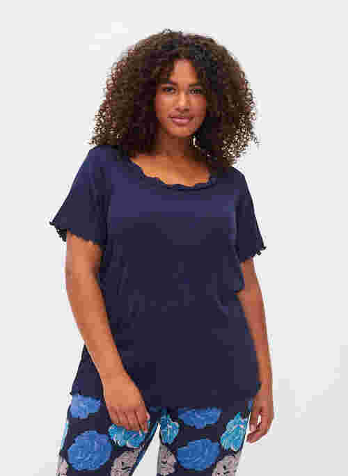 Chemise de nuit à manches courtes avec bordures en dentelle, Peacoat, Model