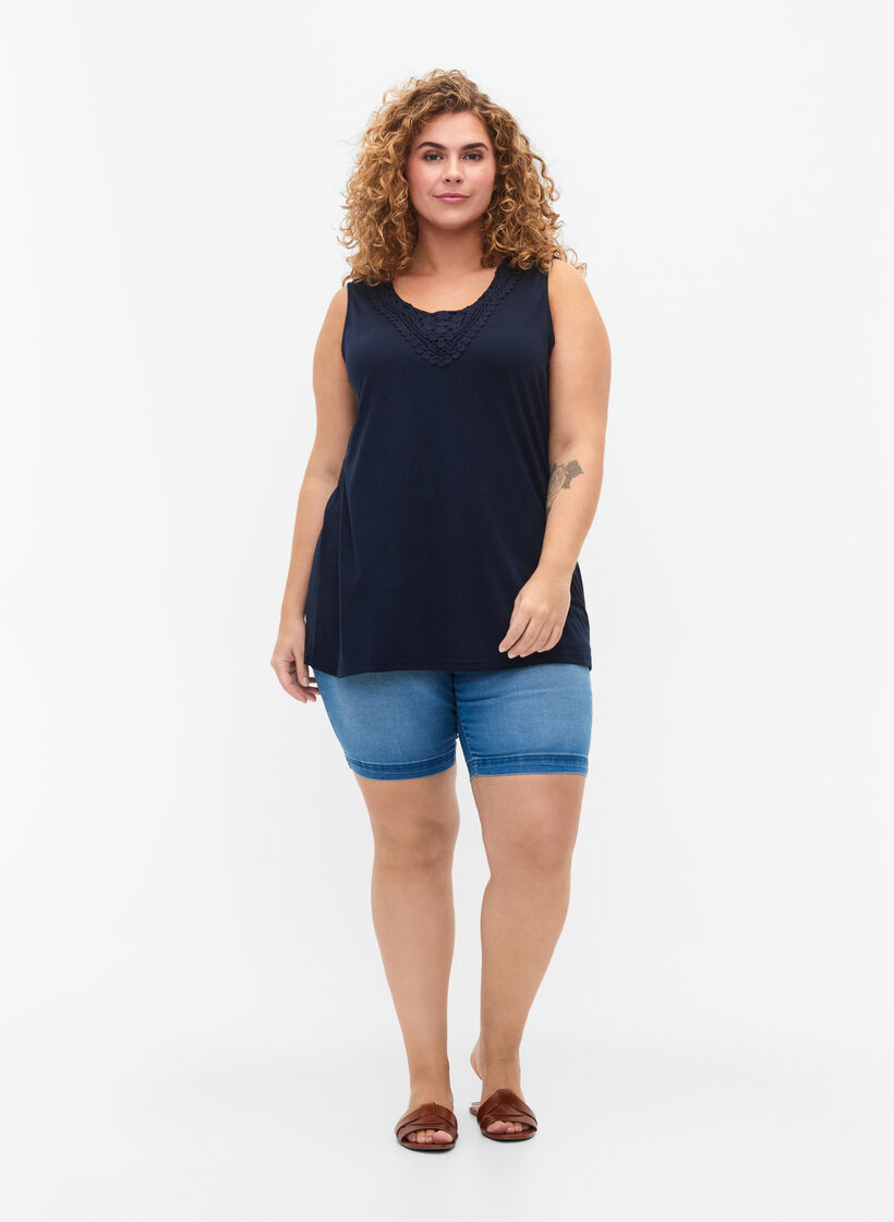 Haut sans manches avec dentelle, Total Eclipse, Model image number 2