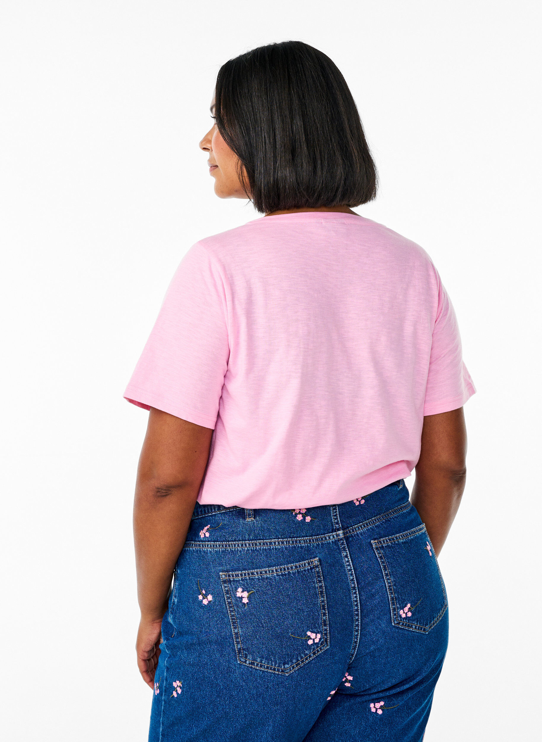 ZizziBasic t-shirt met korte mouwen en V-hals, Roze, Model image number 2