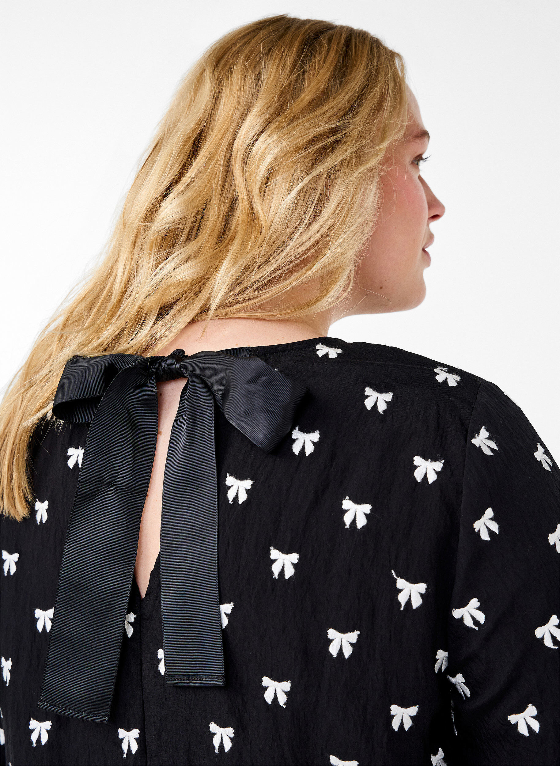 ZizziTuniek met strikjes en 3/4 mouwen, Zwart, Model image number 3