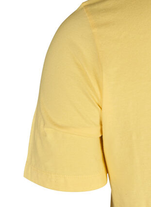 Basic T-shirt, Lemon Drop, Packshot image number 3
