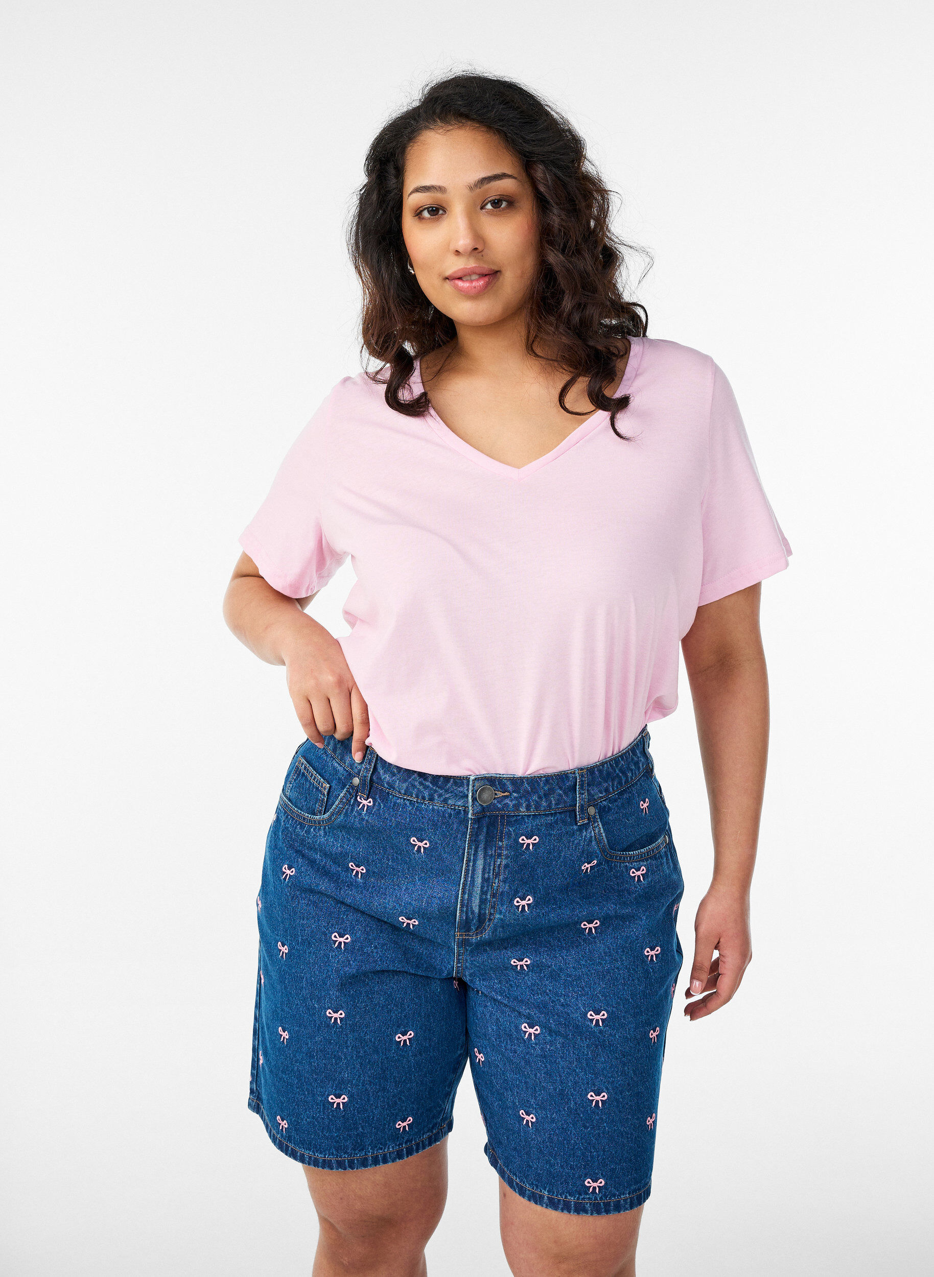 ZizziGeborduurde denim shorts, Blauw, Model image number 0