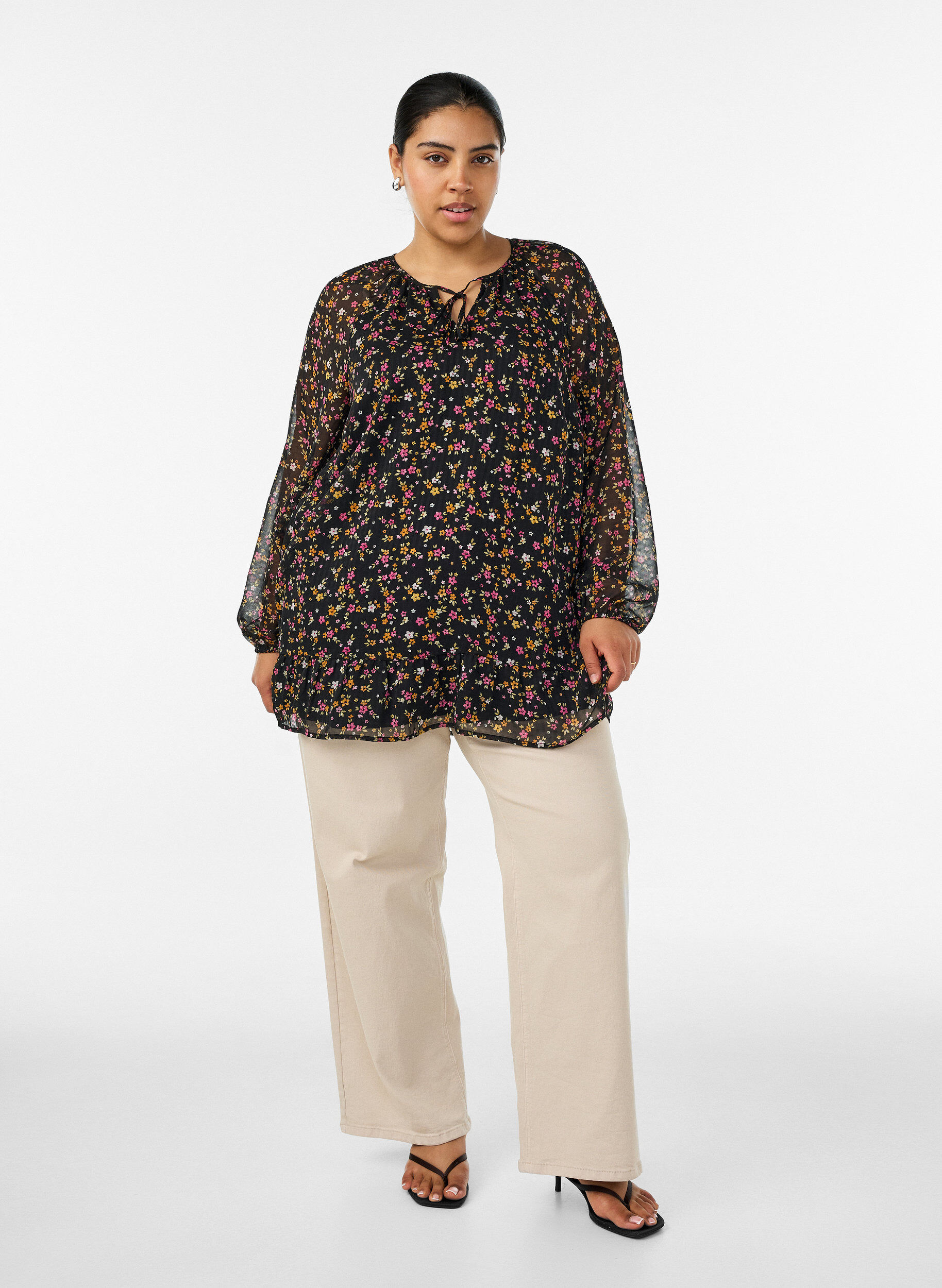 ZizziA-lijn tuniek met bloemenprint, Zwart, Model image number 1