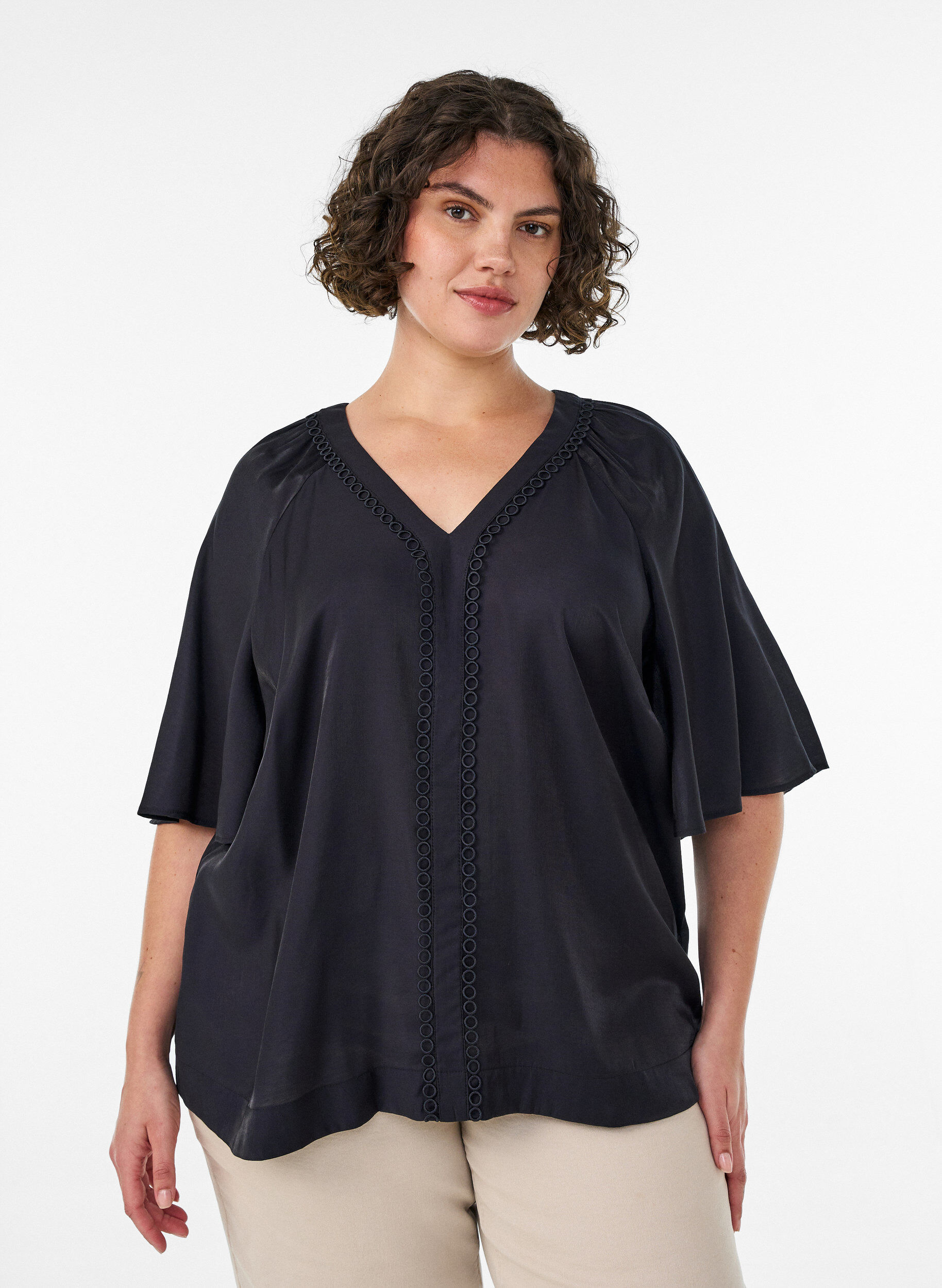 ZizziViscose blouse met V-hals en decoratieve details, Zwart, Model image number 0