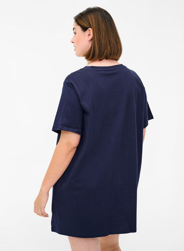 T-shirt de nuit surdimensionné en coton bio, Night Sky, Model image number 1