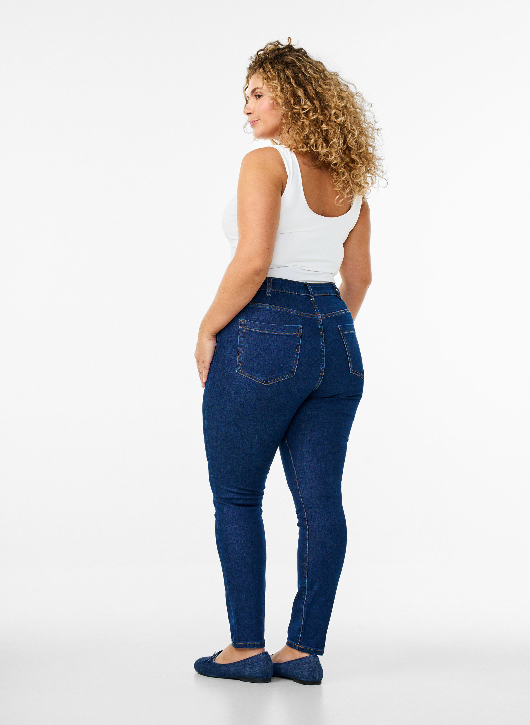 Zizzi Jean Amy taille haute et coupe super slim, Bleu, Model image number 1