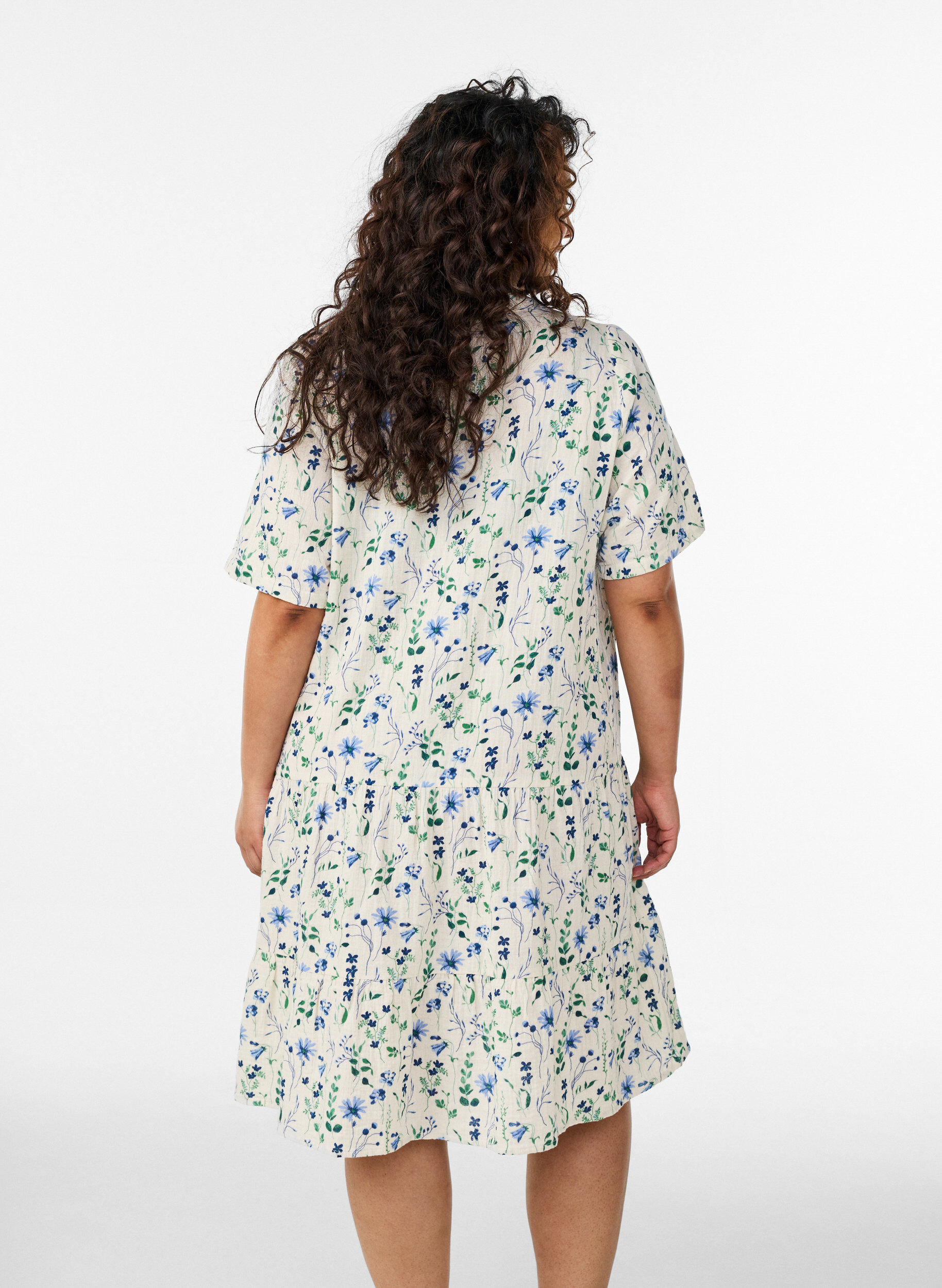 ZizziRobe courte &eacute;vas&eacute;e en mousseline de coton, Beige, Model image number 2