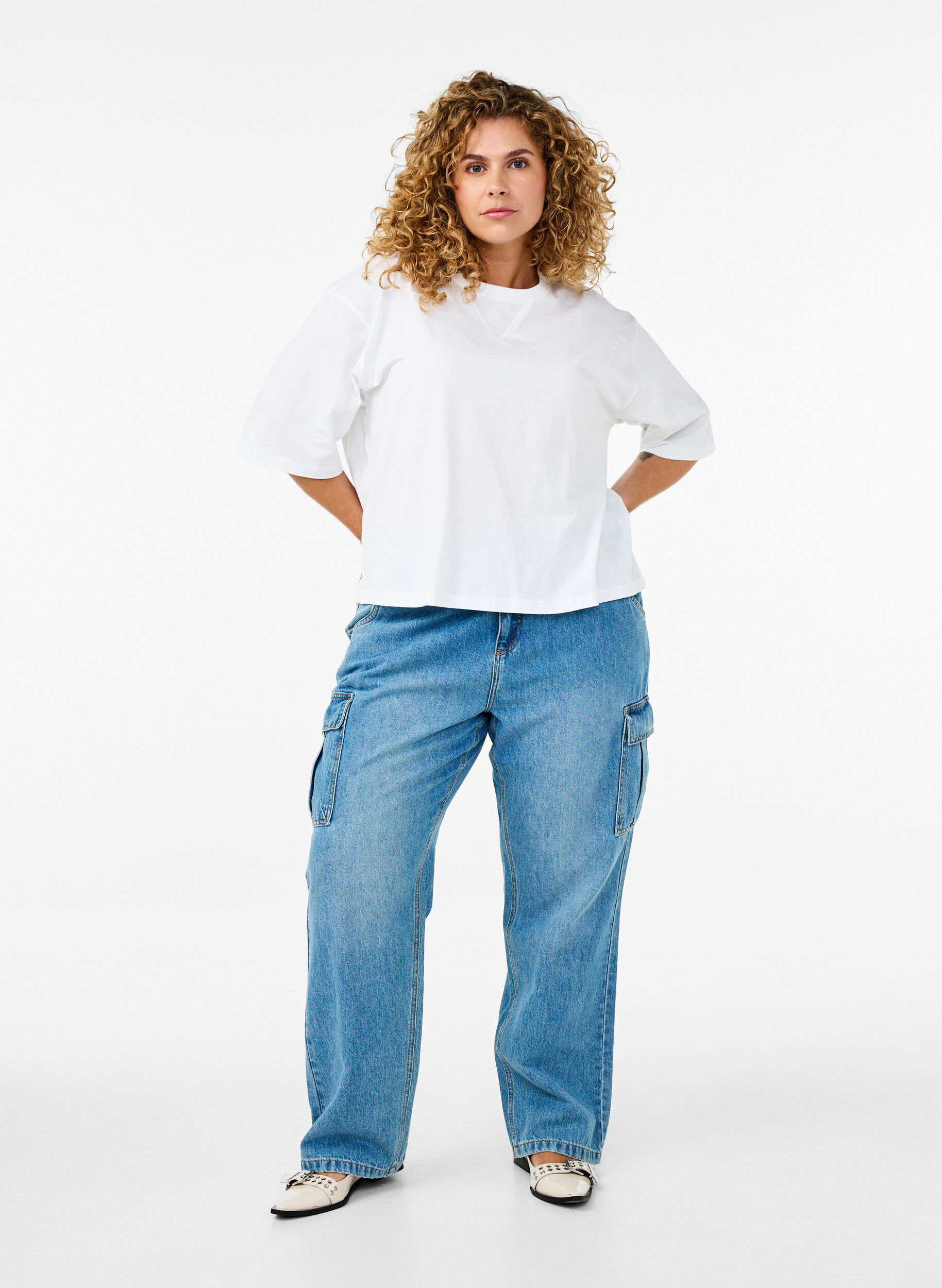 ZizziBoxy T-shirt in biologisch katoen, Wit, Model image number 1