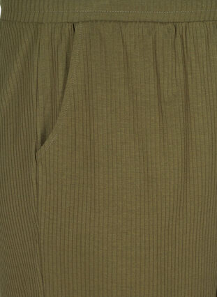 Shorts met ribstof en zakken, Olivie Night, Packshot image number 2