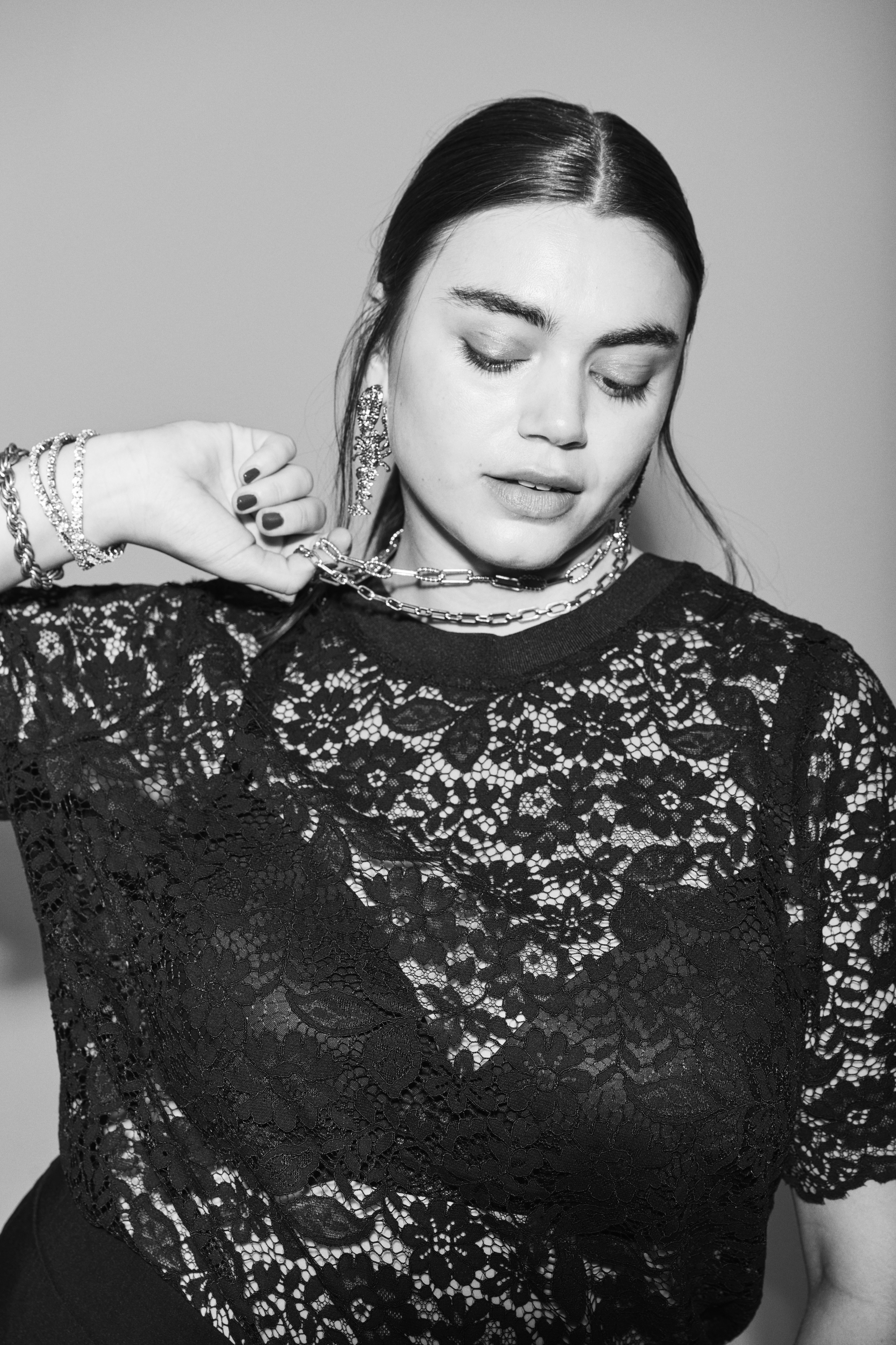 ZizziLook met kanten bloemen, , Model