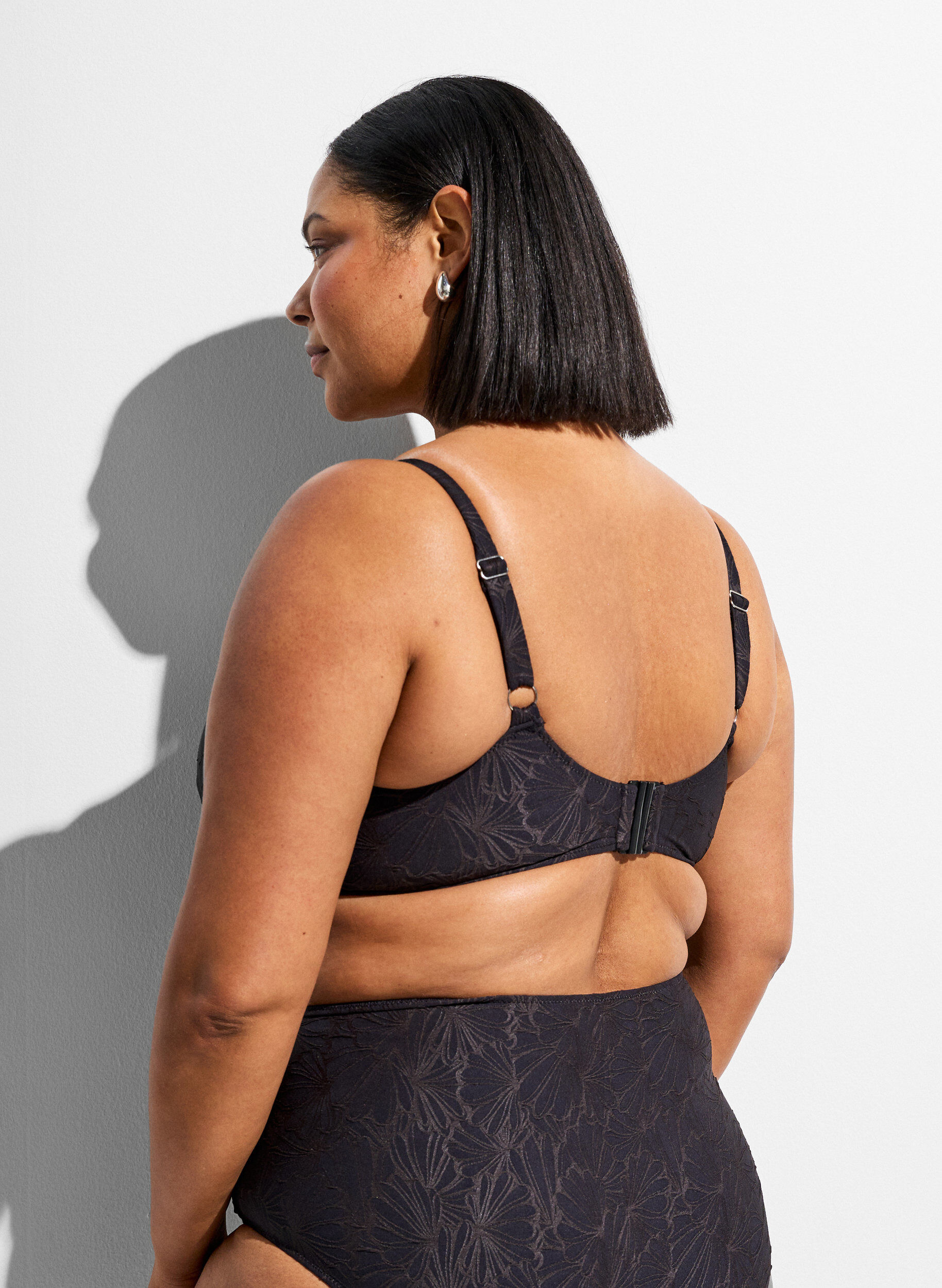 ZizziBeugel bikini top met een structuurpatroon, Grijs, Model image number 1