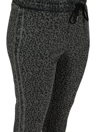 Pantalon de jogging en coton et imprimé léo, Grey Leo Acid Wash, Packshot image number 2