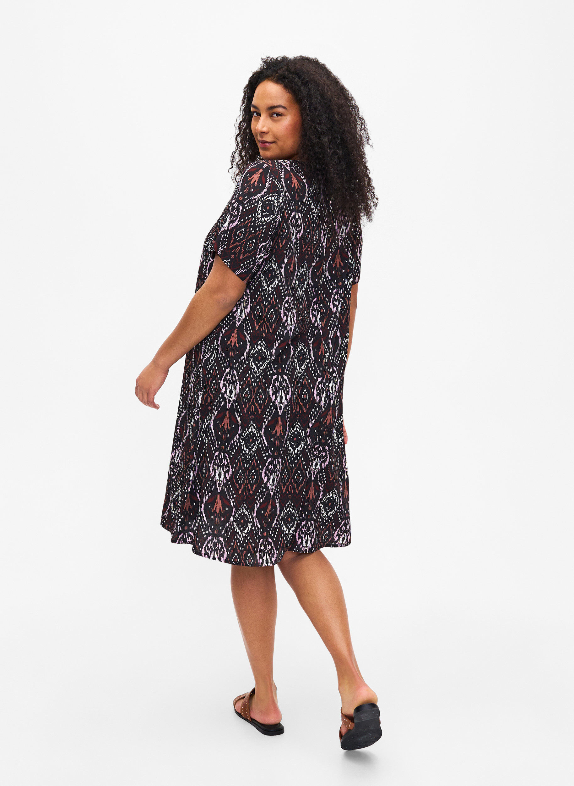 ZizziFLASH - Jurk met V-hals en print, Black Rose Ethnic, Model image number 1