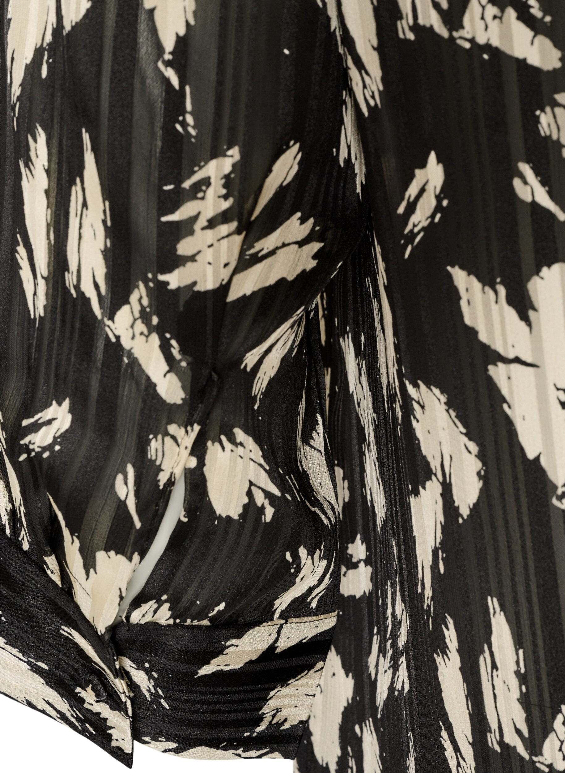ZizziChemise &agrave; motifs avec col montant et manches 3/4, Noir, Packshot image number 3