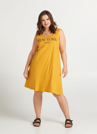 Robe, Mineral Yellow NY, Model image number 2