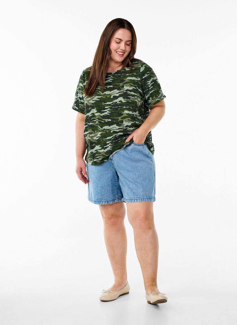 T-shirt à col rond et imprimé intégral, Vert, Model image number 1