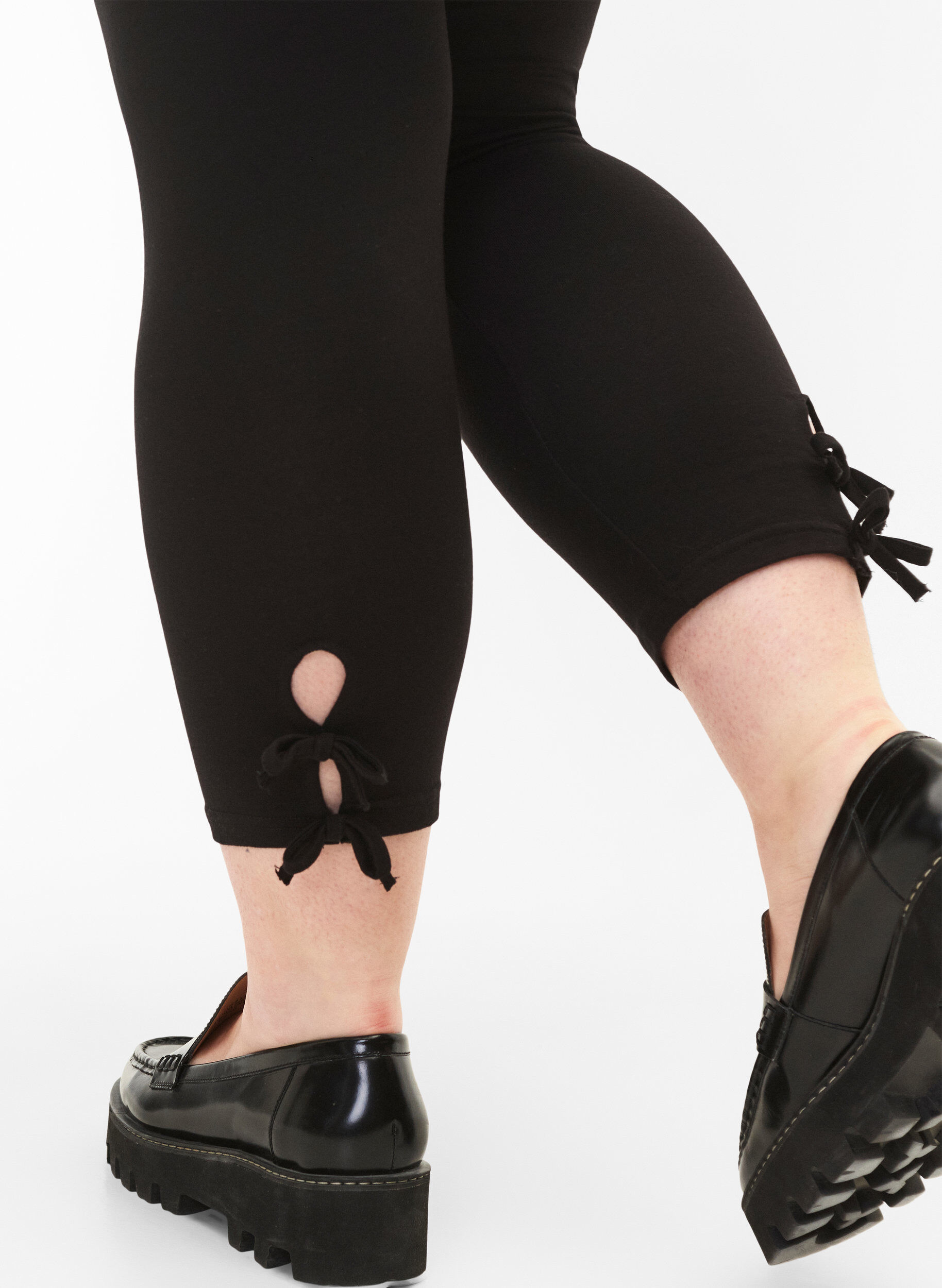 Zizzi3/4 legging in viscose met strik, Black, Model image number 2