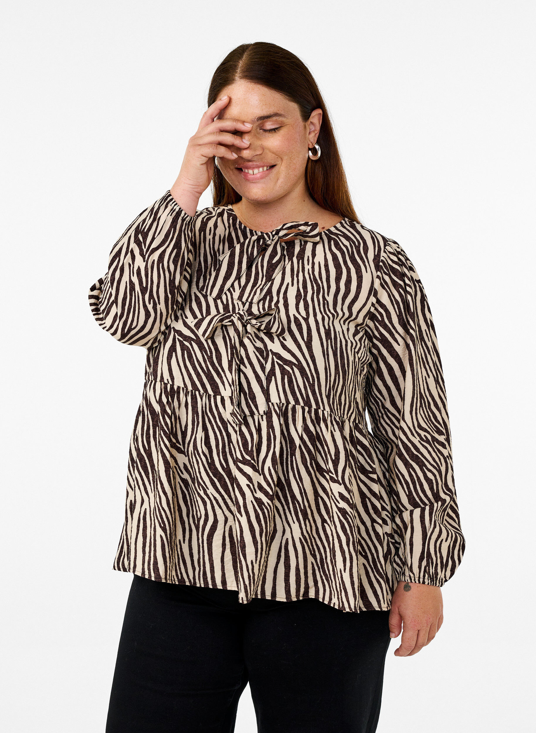 Peplum blouse met strik en zebraprint, Bruin, Model