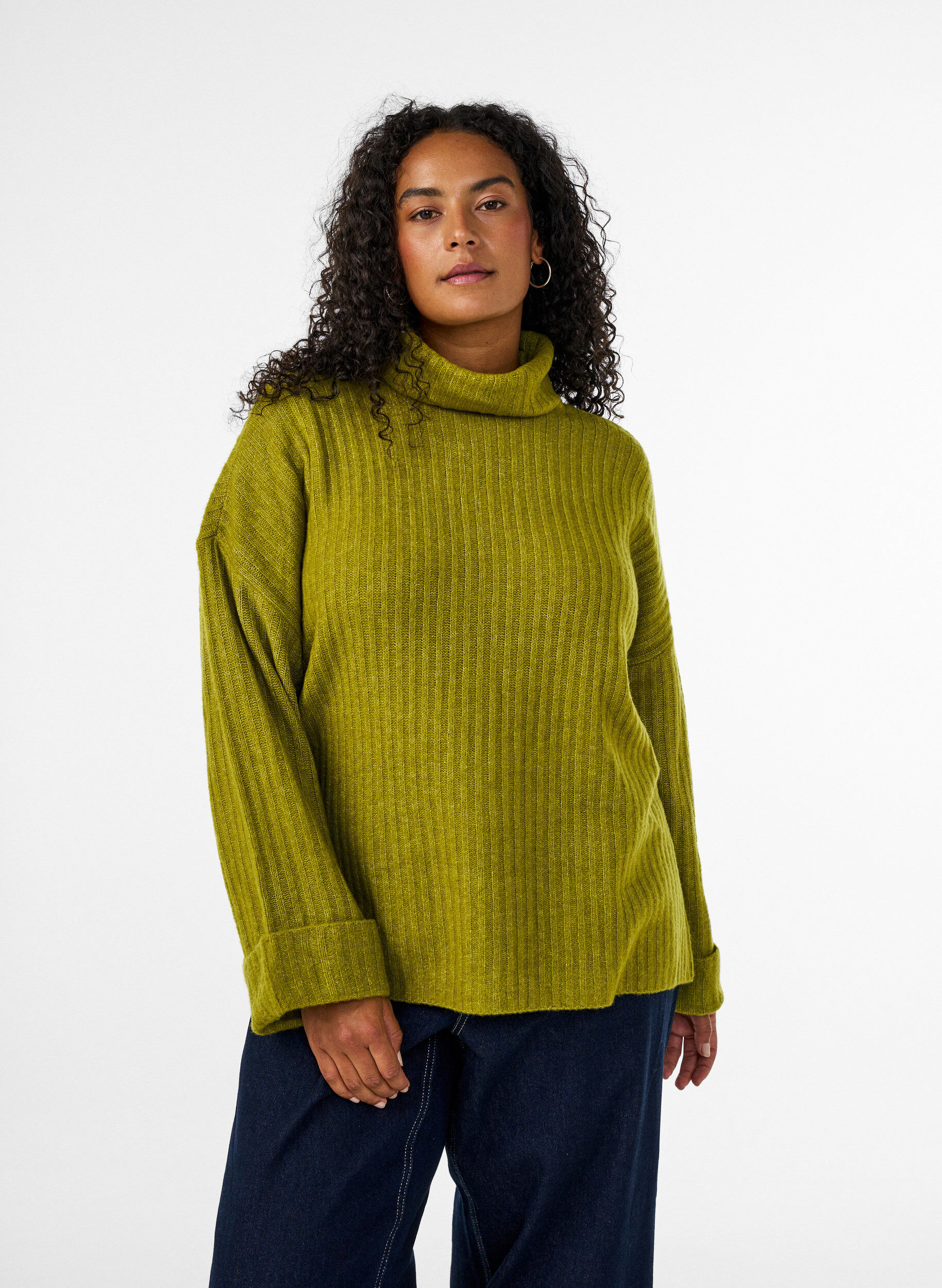 ZizziTop en maille avec col roul&eacute;, Vert clair, Model image number 0