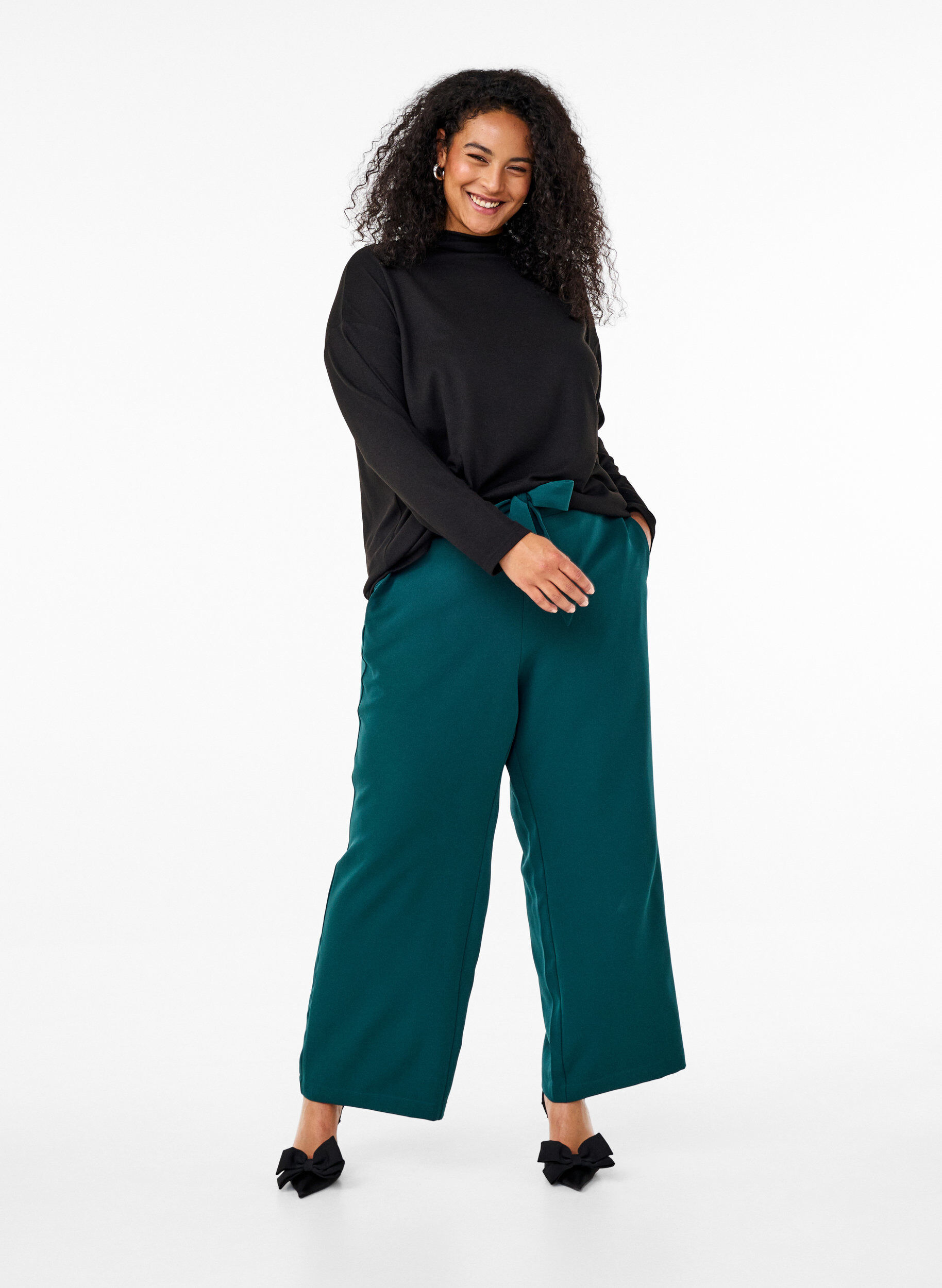 ZizziBlouse met hoge hals, lange mouwen, Zwart, Model image number 1