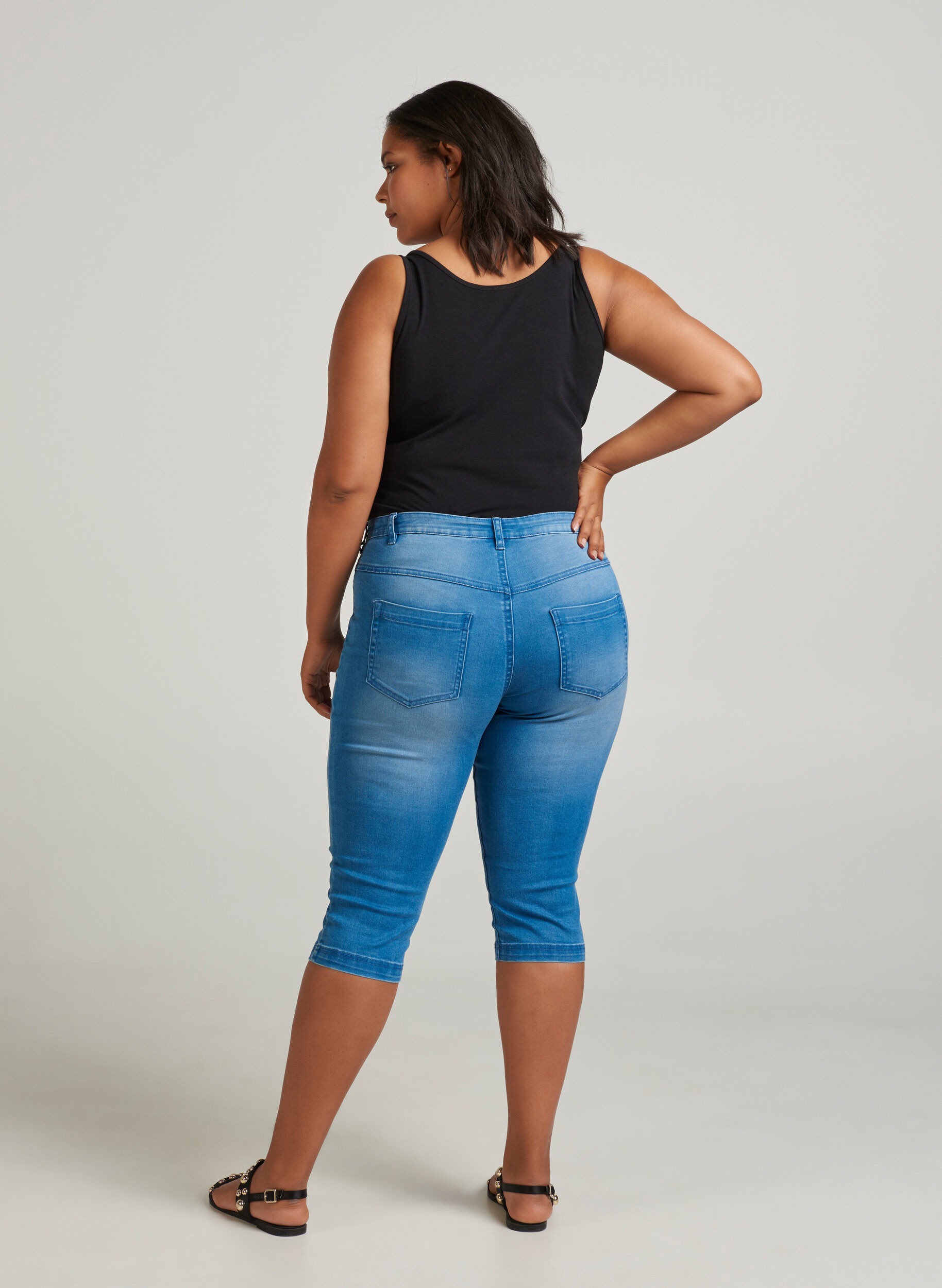 ZizziSlim fit Emily capri jeans, Blauw, Model image number 2