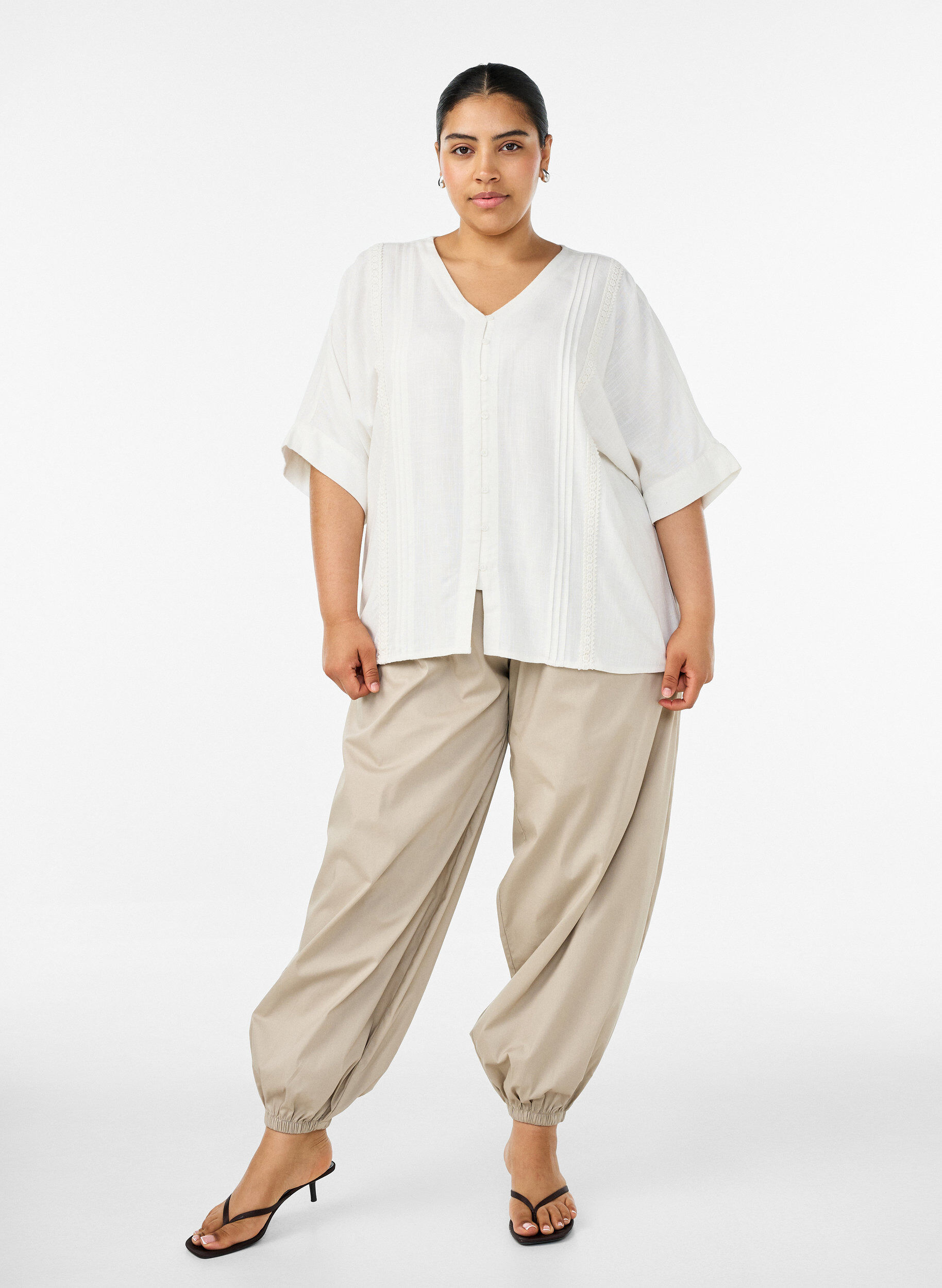 ZizziViscose blouse met crochet detail en knopen, Vanille, Model image number 1