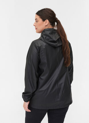 Veste de pluie courte avec capuche et fermeture boutonnée, Black, Model image number 1