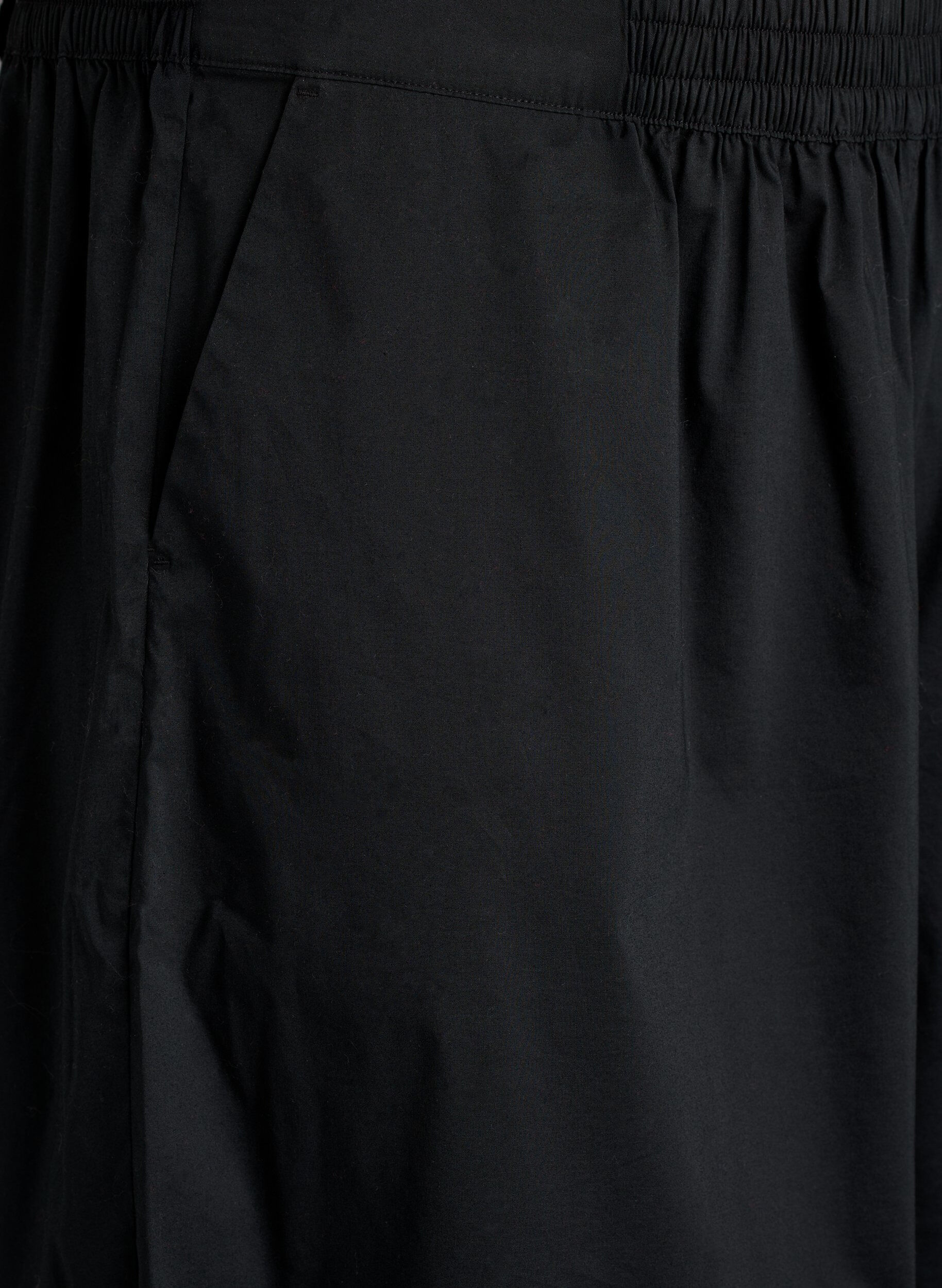 ZizziBallonbroek met zakken en een elastische tailleband, Zwart, Packshot image number 2