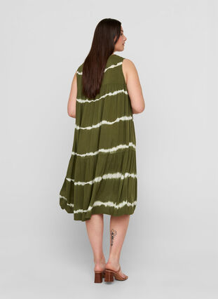 Robe midi imprimée en viscose, Ivy Green Batik, Model image number 1