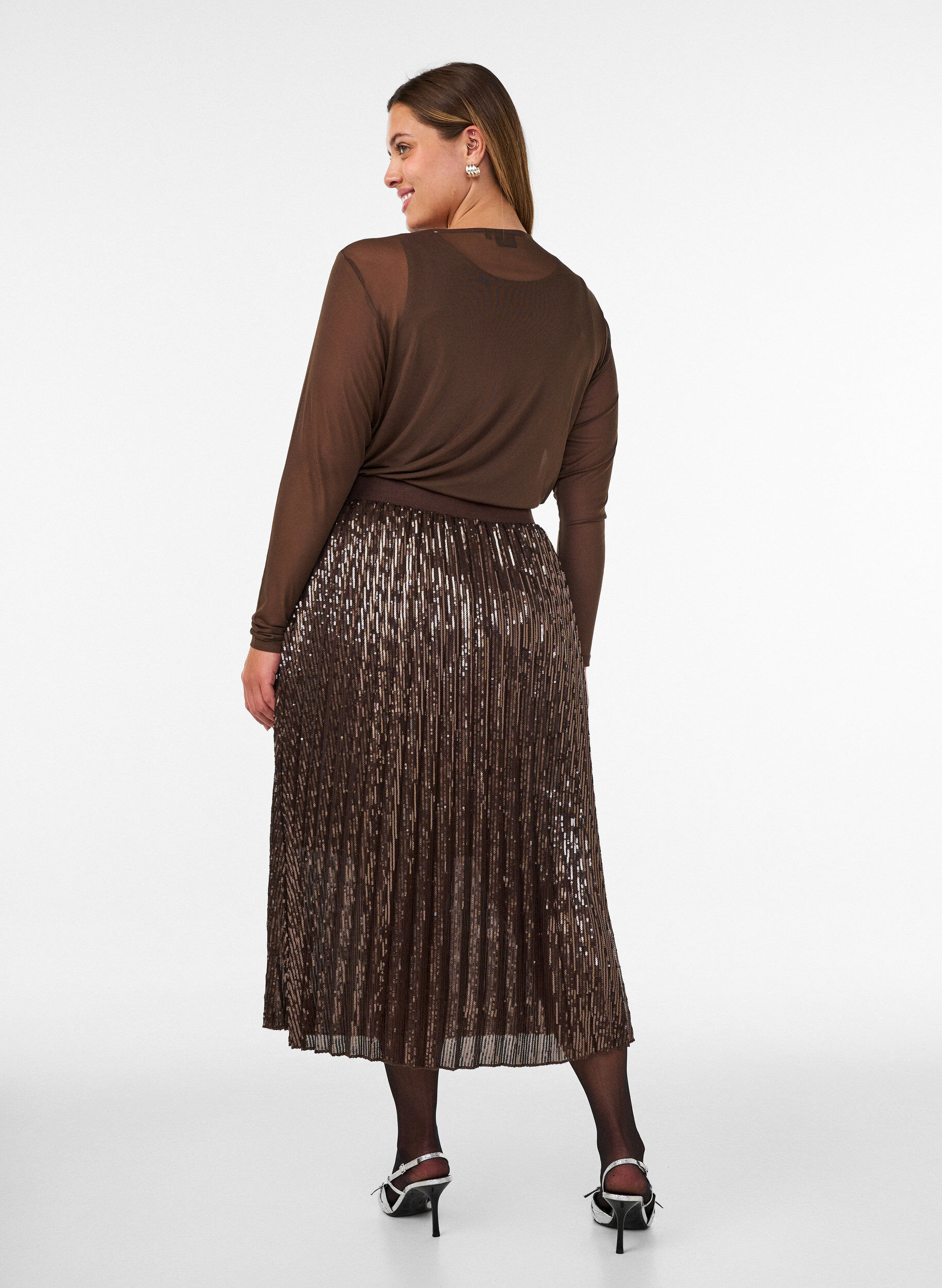 ZizziJupe midi coupe &eacute;vas&eacute;e &agrave; sequins, Marron, Model image number 1