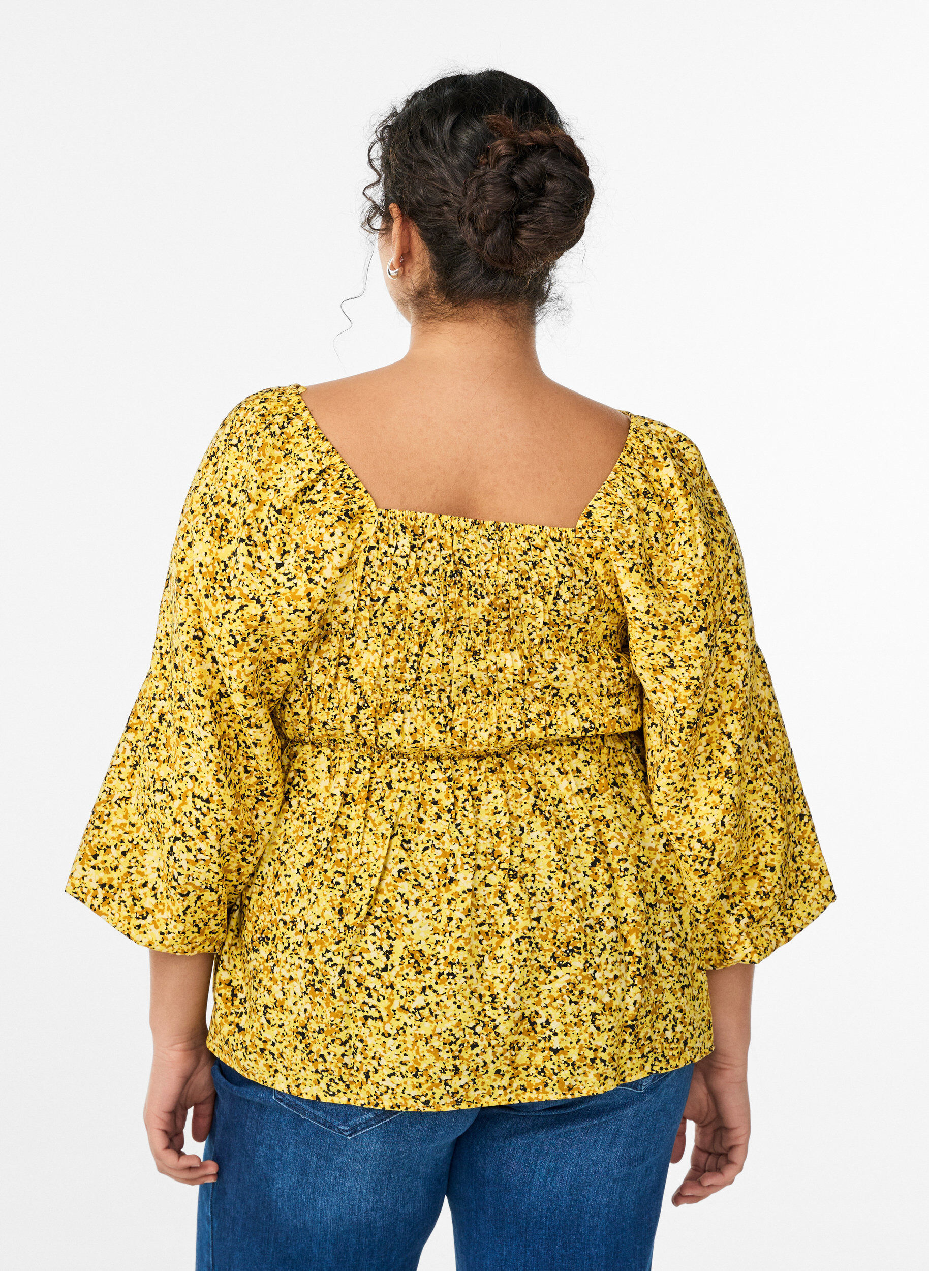 Zizzi Blouse smock&eacute;e &agrave; encolure carr&eacute;e, Jaune, Model image number 2