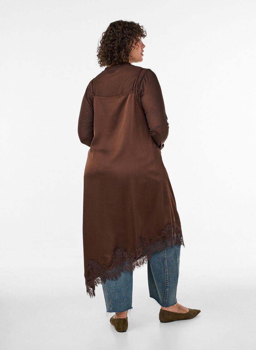 Satijnen jurk met kant en asymmetrische zoom, Bruin, Model image number 2