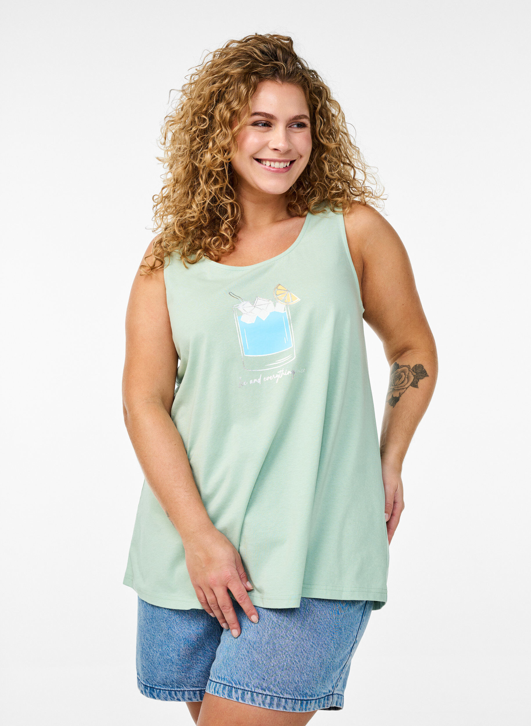 Zizzi Top en coton avec forme en A, Vert, Model image number 0
