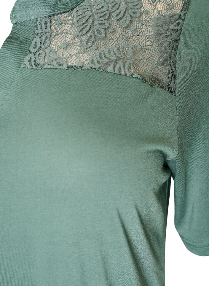 Robe en jersey avec d&eacute;tails en dentelle et jupe superpos&eacute;e, Vert, Packshot image number 3