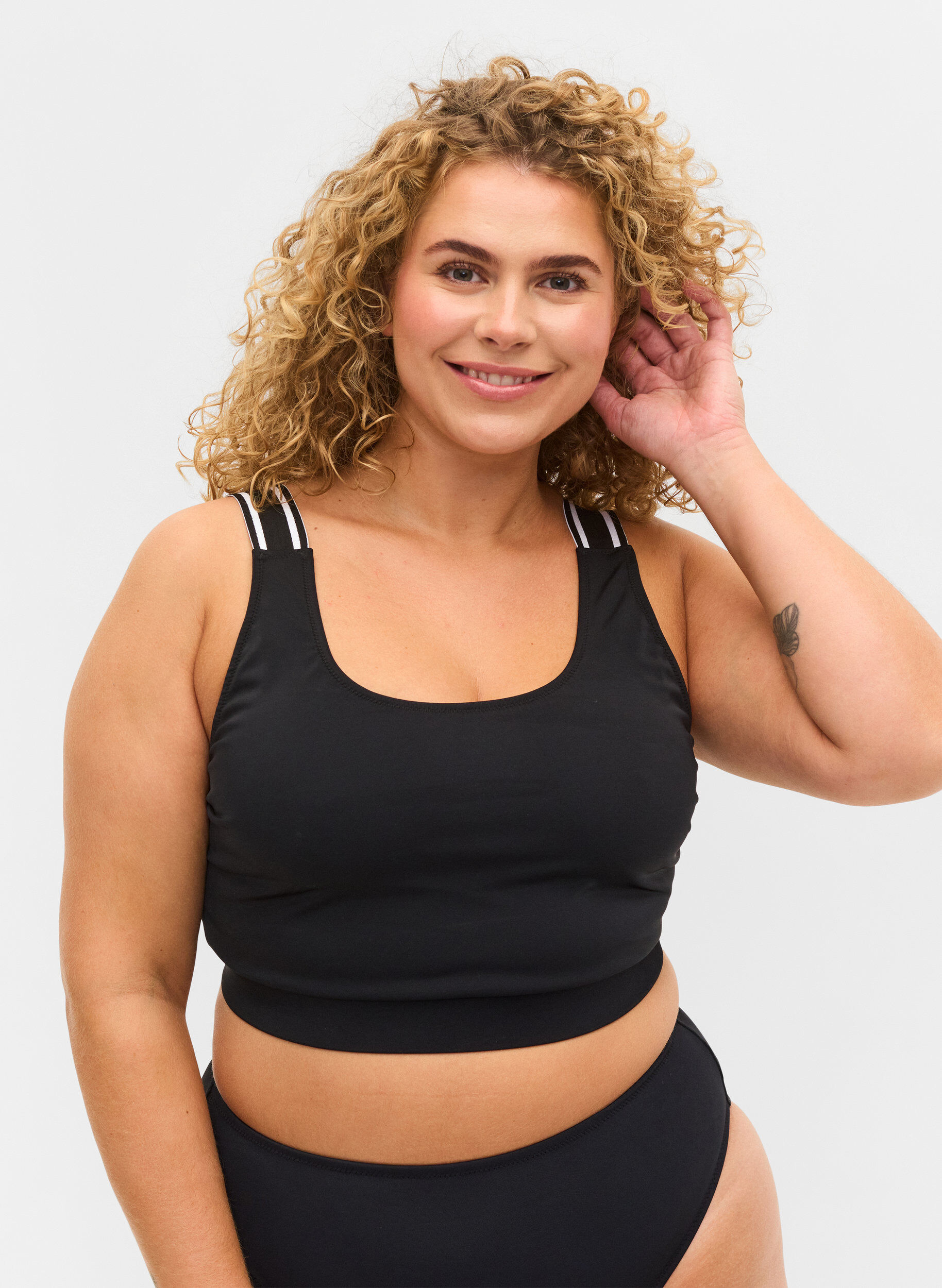 Zizzi Haut de bikini avec bretelles ray&eacute;es, Black, Model image number 0