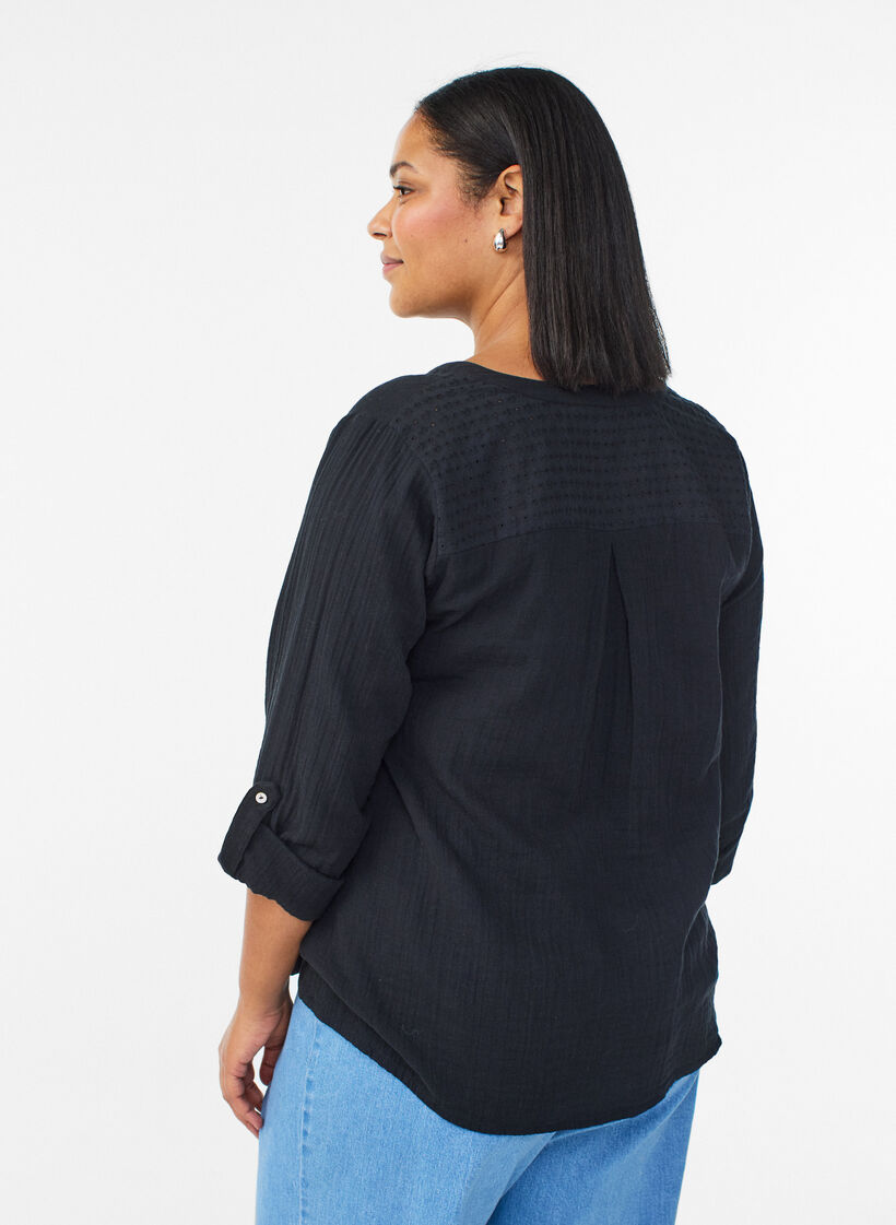 Blouse en mousseline de coton avec broderie anglaise, Noir, Model image number 2
