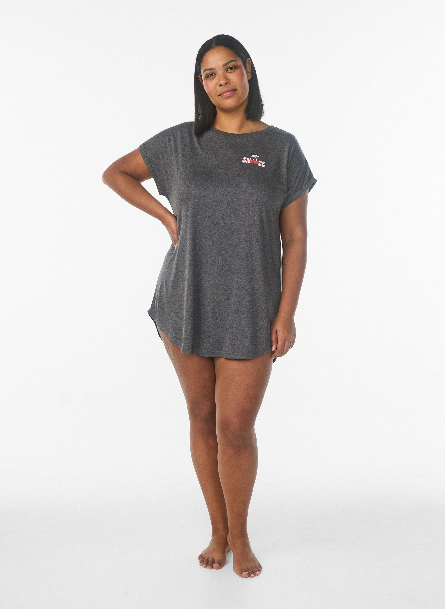 ZizziShort sleeve nightgown with text print, Black, Model image number 1