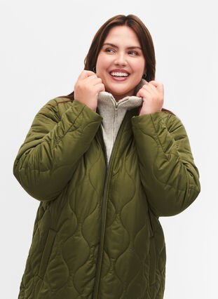Veste longue matelassée avec poches et fermeture éclair, Winter Moss, Model image number 3