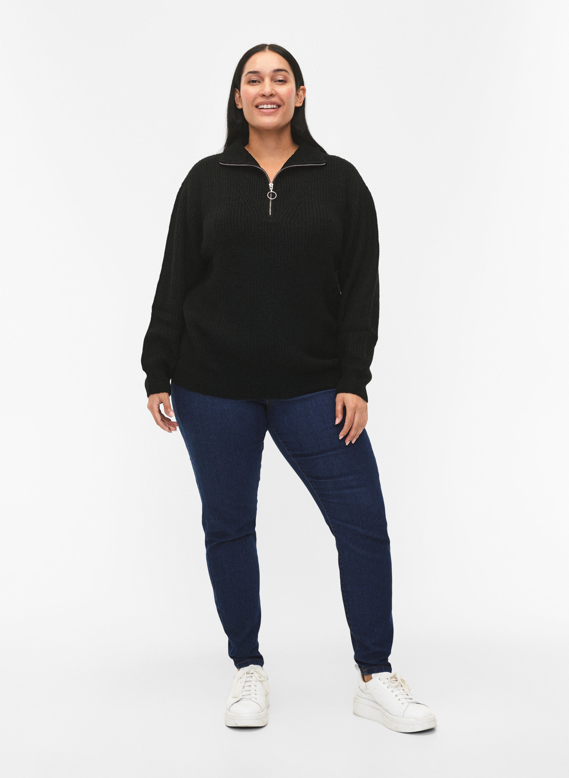 ZizziFLASH - Gebreide trui met hoge hals en rits, Zwart, Model image number 1