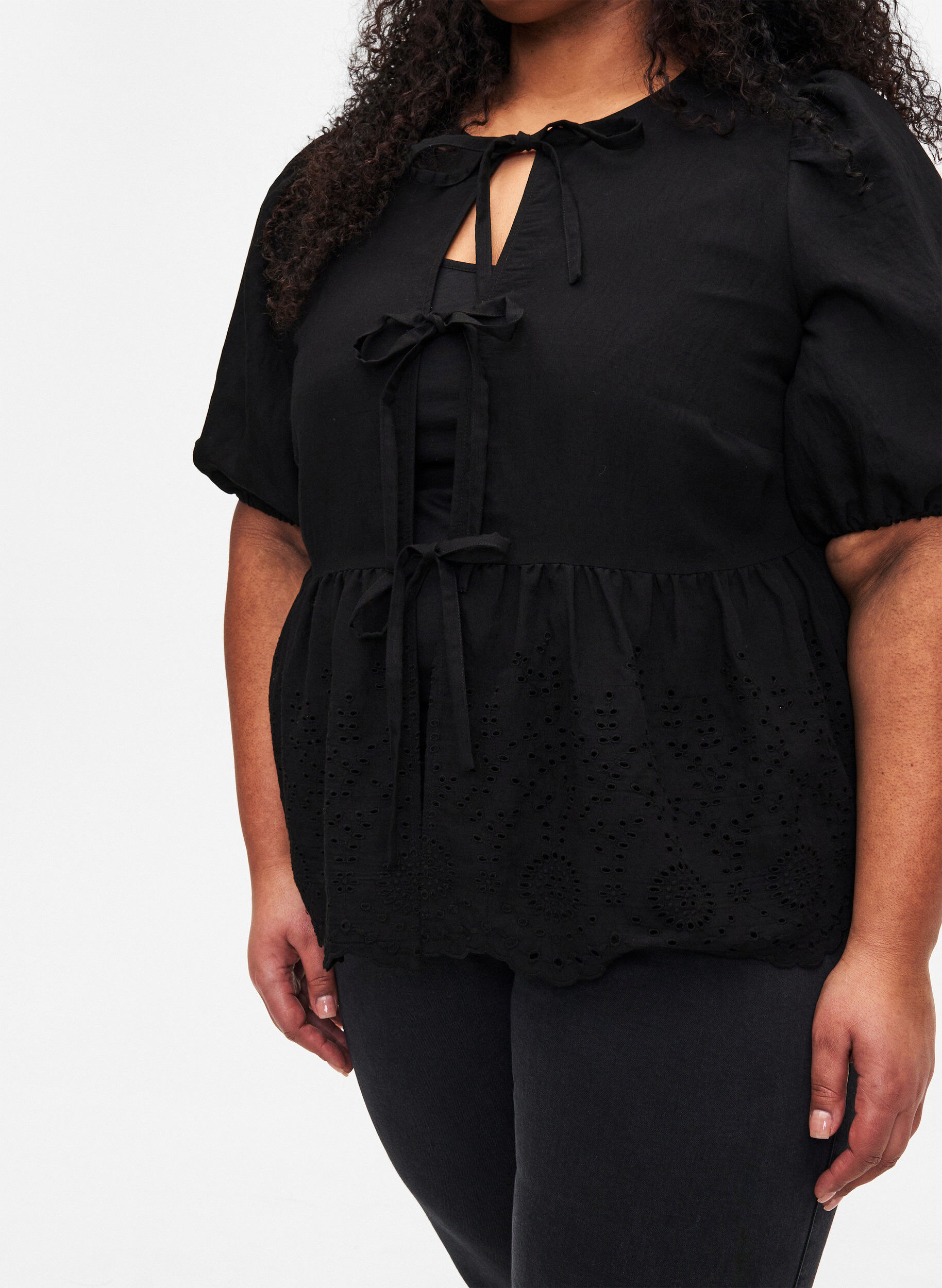 ZizziViscose blouse met anglaise borduursel, Black, Model image number 2
