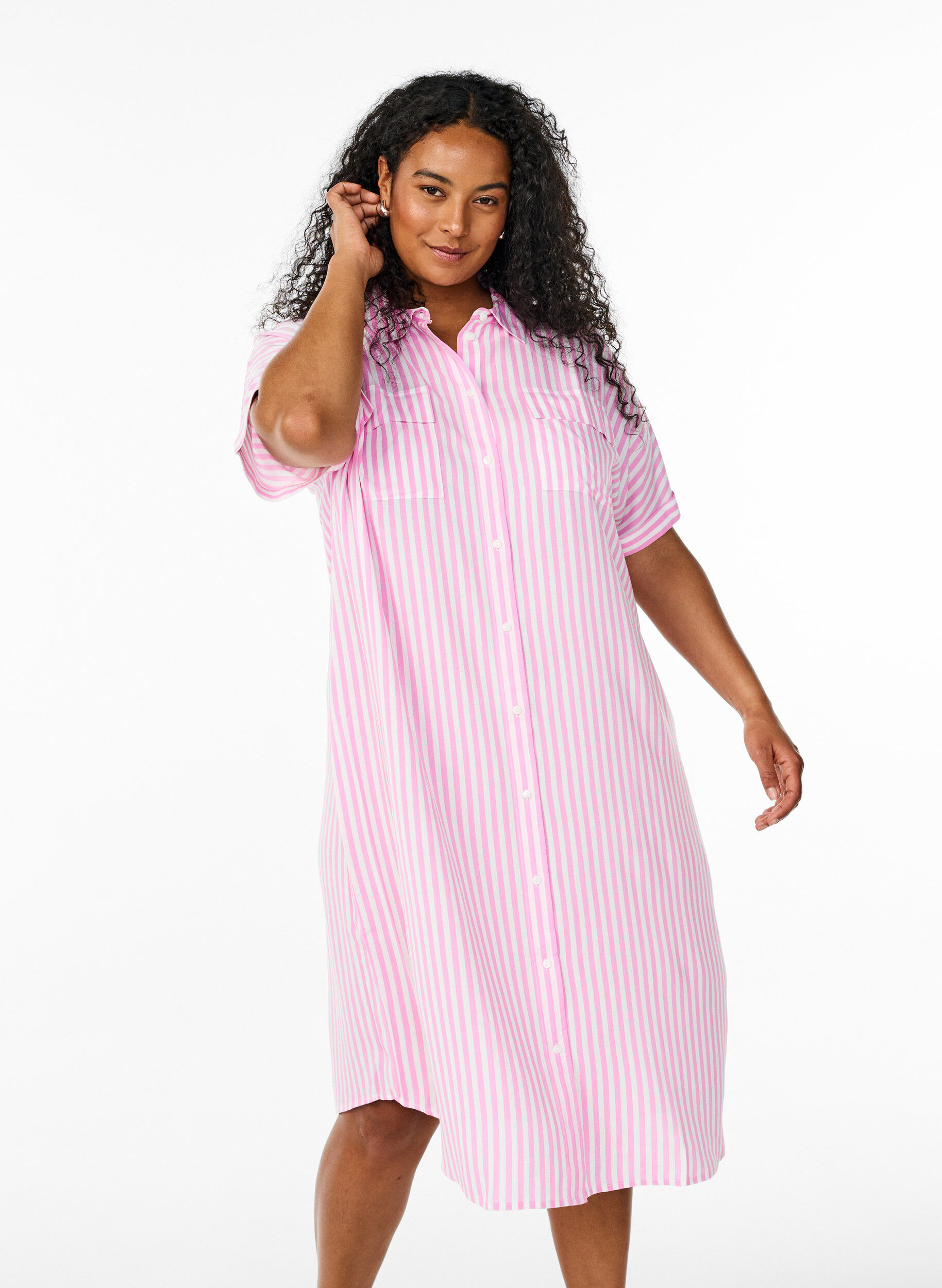 Zizzi Robe chemise longue avec manches courtes, Rose, Model image number 0