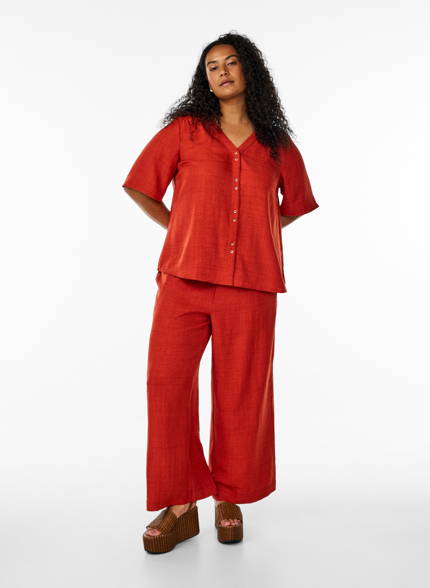 ZizziOverhemd blouse met V-hals en korte mouwen, Rood, Model image number 1