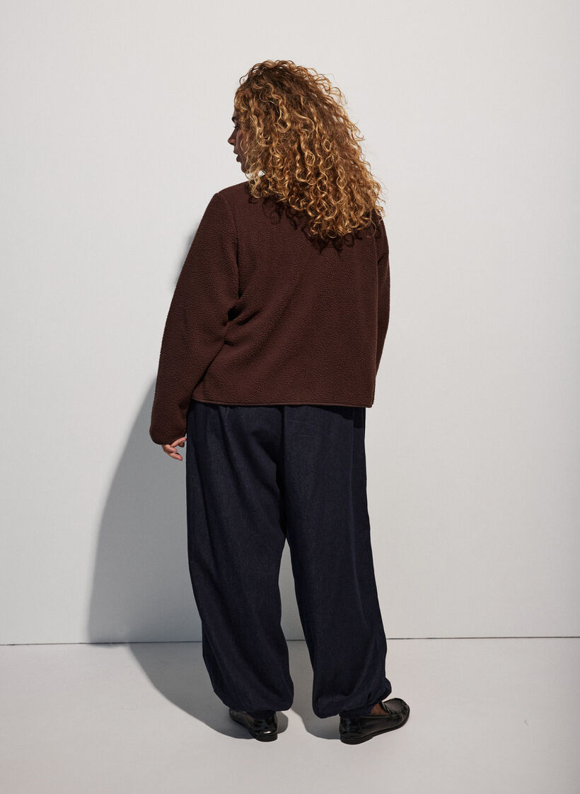 Teddyjack met een ronde hals en knopen, Bruin, Model image number 2